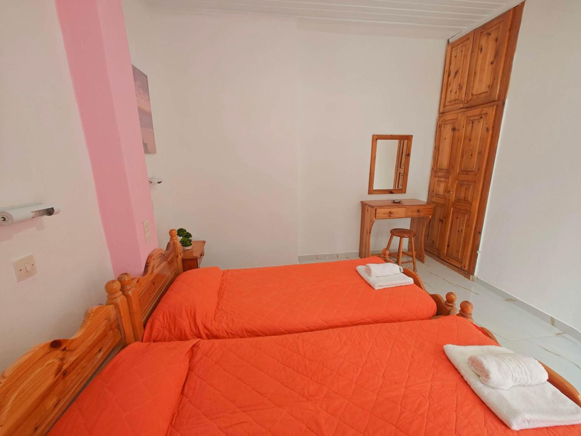 Hotel de apartamente Elena Pool 2*